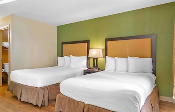 extended stay america suites indianapolis airport w southern