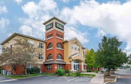 extended stay america suites indianapolis airport w southern
