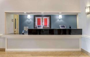 extended stay america suites indianapolis airport w southern