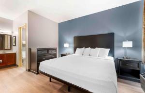 extended stay america suites indianapolis airport w southern