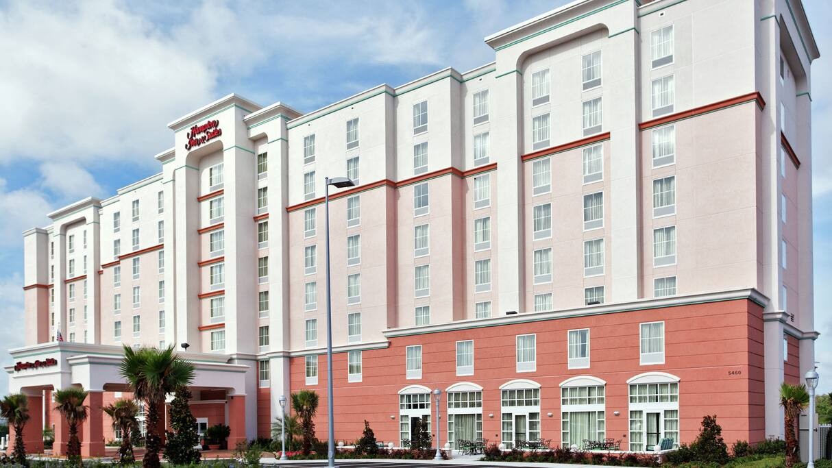 hampton inn and suites orlando airport gateway village