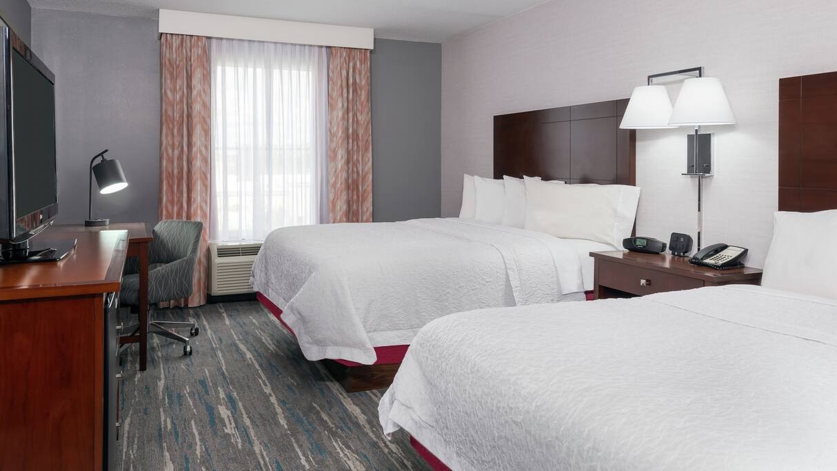 hampton inn and suites orlando airport gateway village