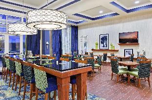 hampton inn and suites orlando airport gateway village