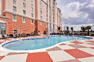 hampton inn and suites orlando airport gateway village