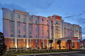 hampton inn and suites orlando airport gateway village