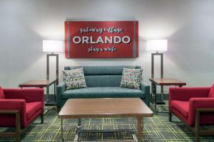 hampton inn and suites orlando airport gateway village