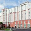 hampton inn and suites orlando airport gateway village