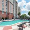 hampton inn and suites orlando airport gateway village