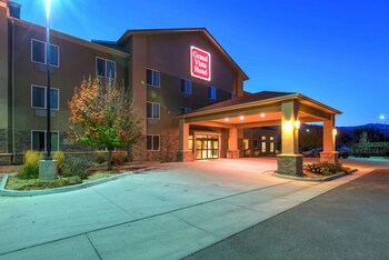 grand vista hotel parachute