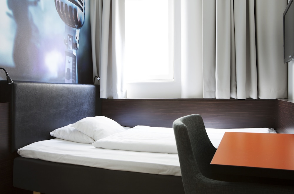 comfort hotel malmo