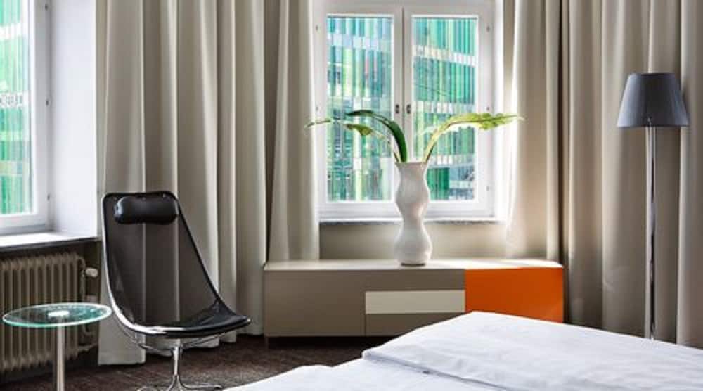 comfort hotel malmo