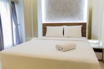 modern and clean 2br apartment at m town residence