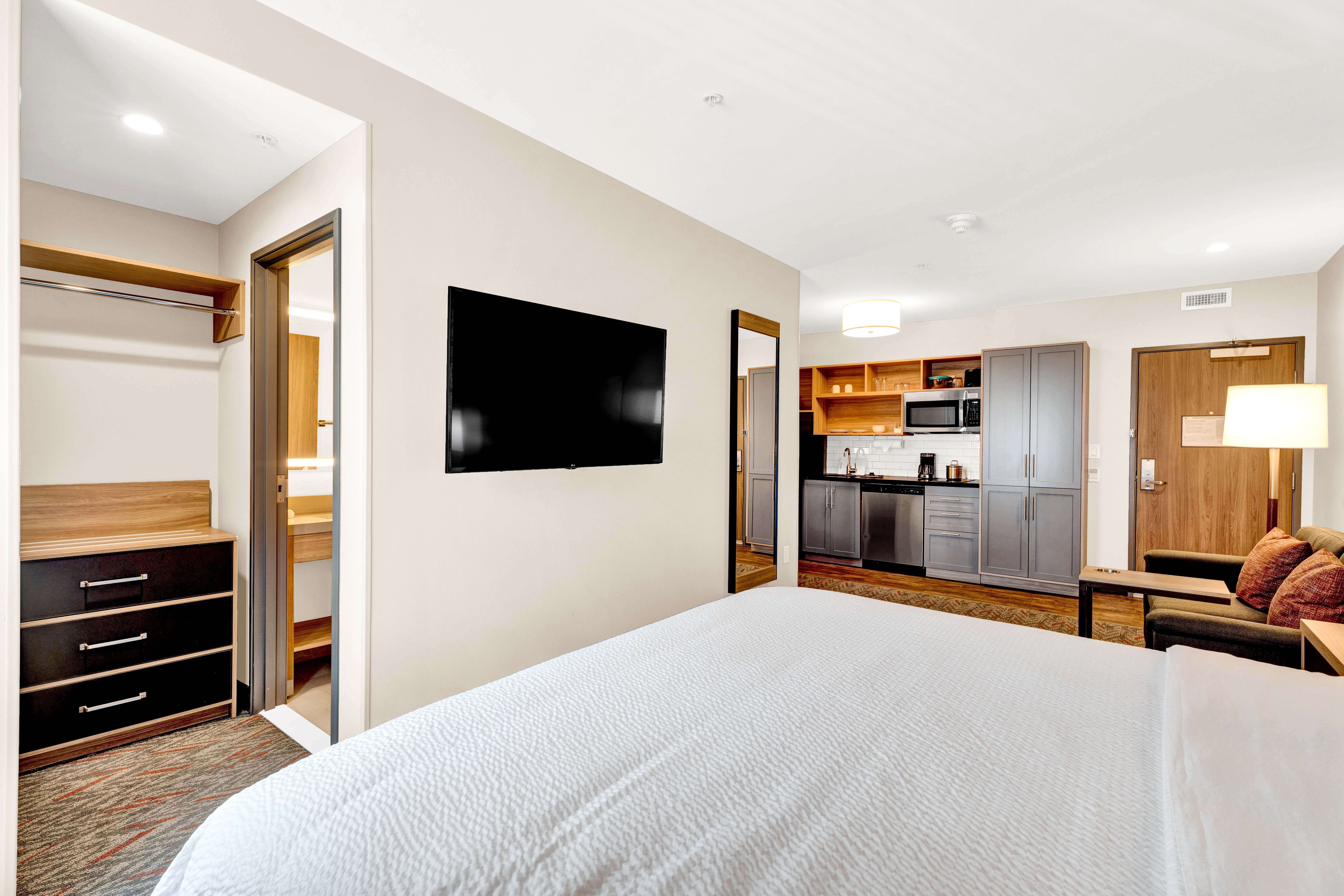 candlewood suites detroit auburn hills an ihg hotel