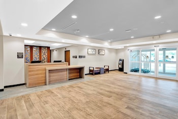 Candlewood Suites Detroit - Auburn Hills, An Ihg Hotel,,2 star