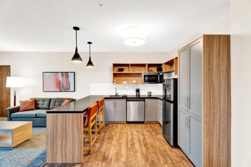candlewood suites detroit auburn hills an ihg hotel