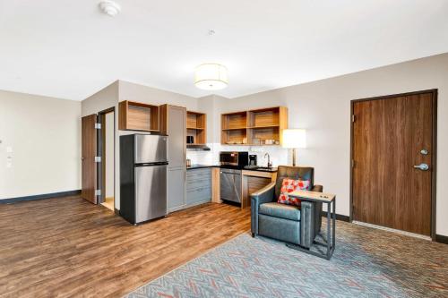 candlewood suites detroit auburn hills an ihg hotel