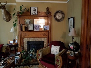 Hannibal Garden House Bed And Breakfast,,3 star