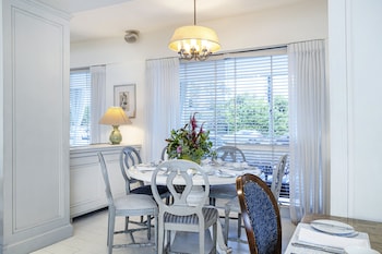 Shalom Hotel & Relax - An Atlas Boutique Hotel,Tel Aviv Beaches>>Tel Aviv,4 star