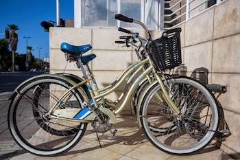 tel aviv