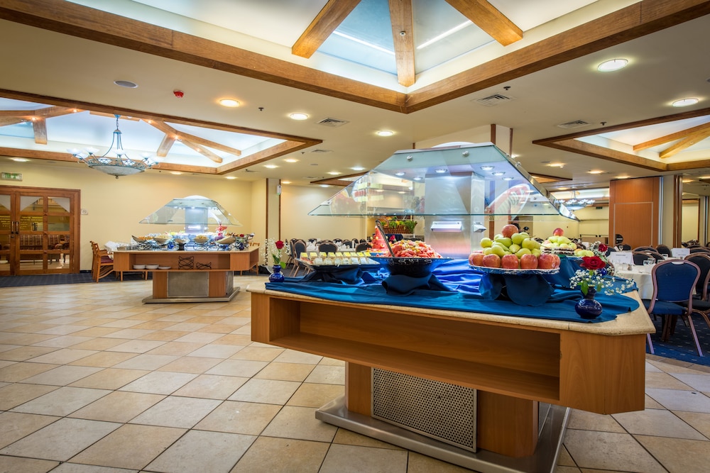 marys well nazareth by dan hotels