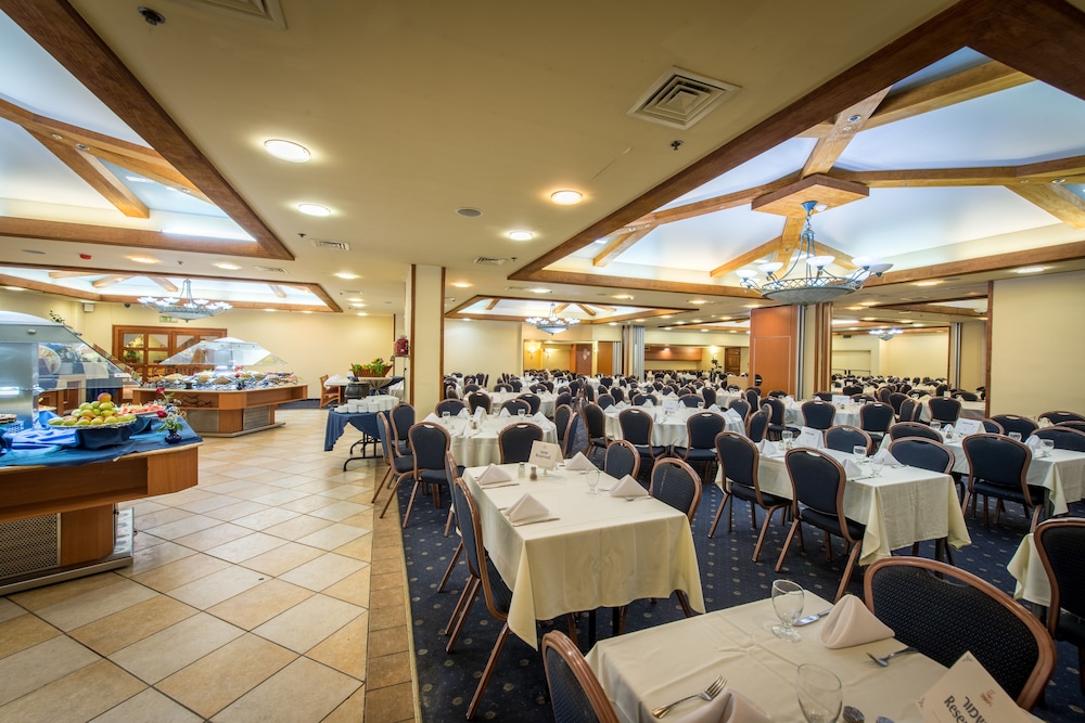 marys well nazareth by dan hotels