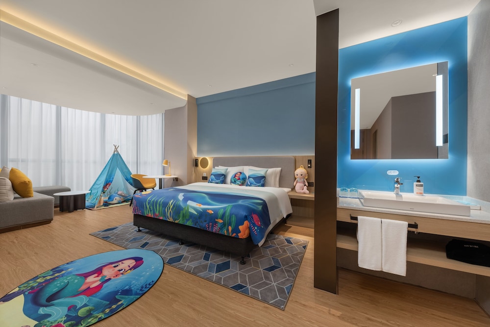holiday inn express jiangmen yinhu bay an ihg hotel