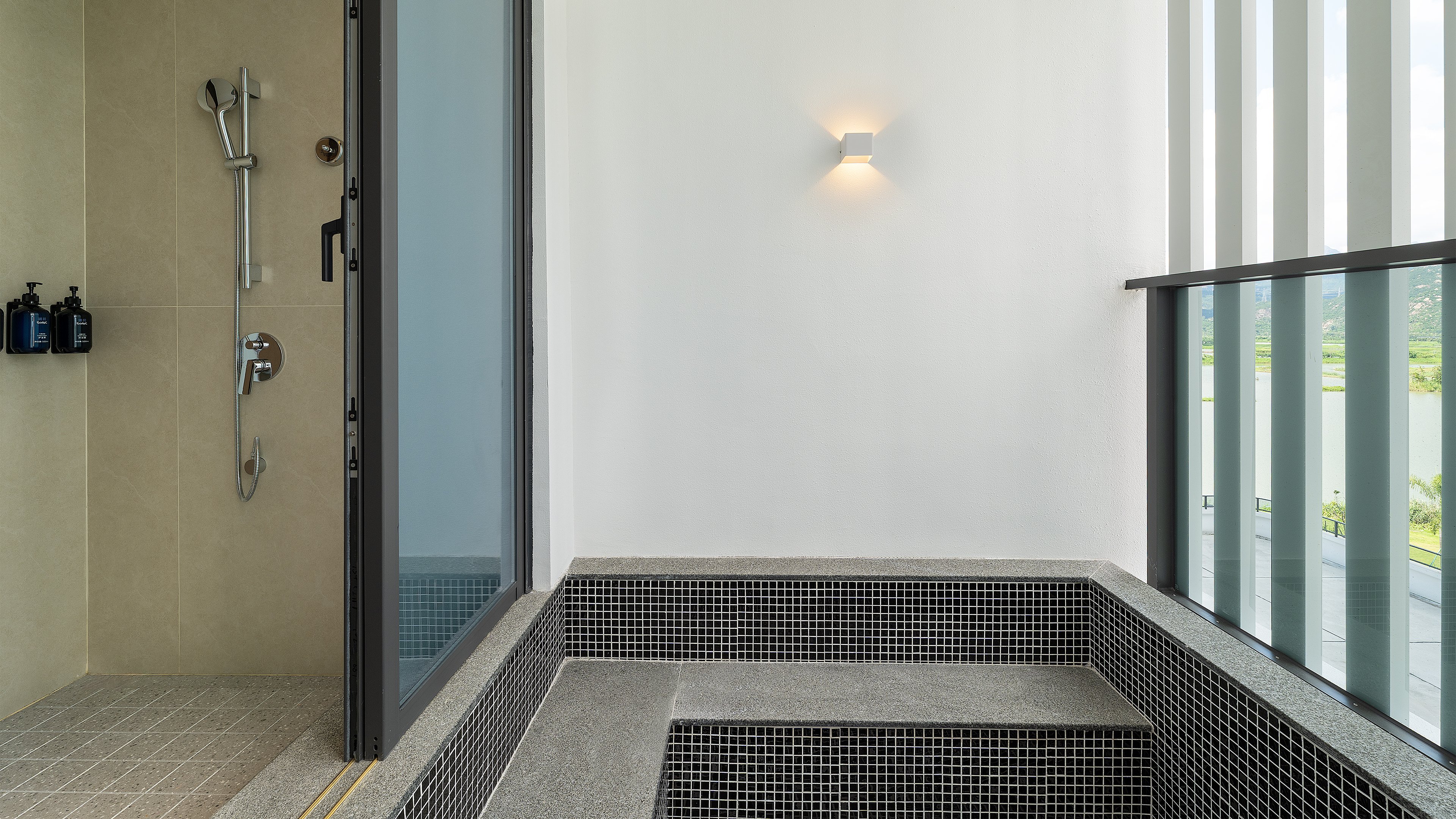 holiday inn express jiangmen yinhu bay an ihg hotel