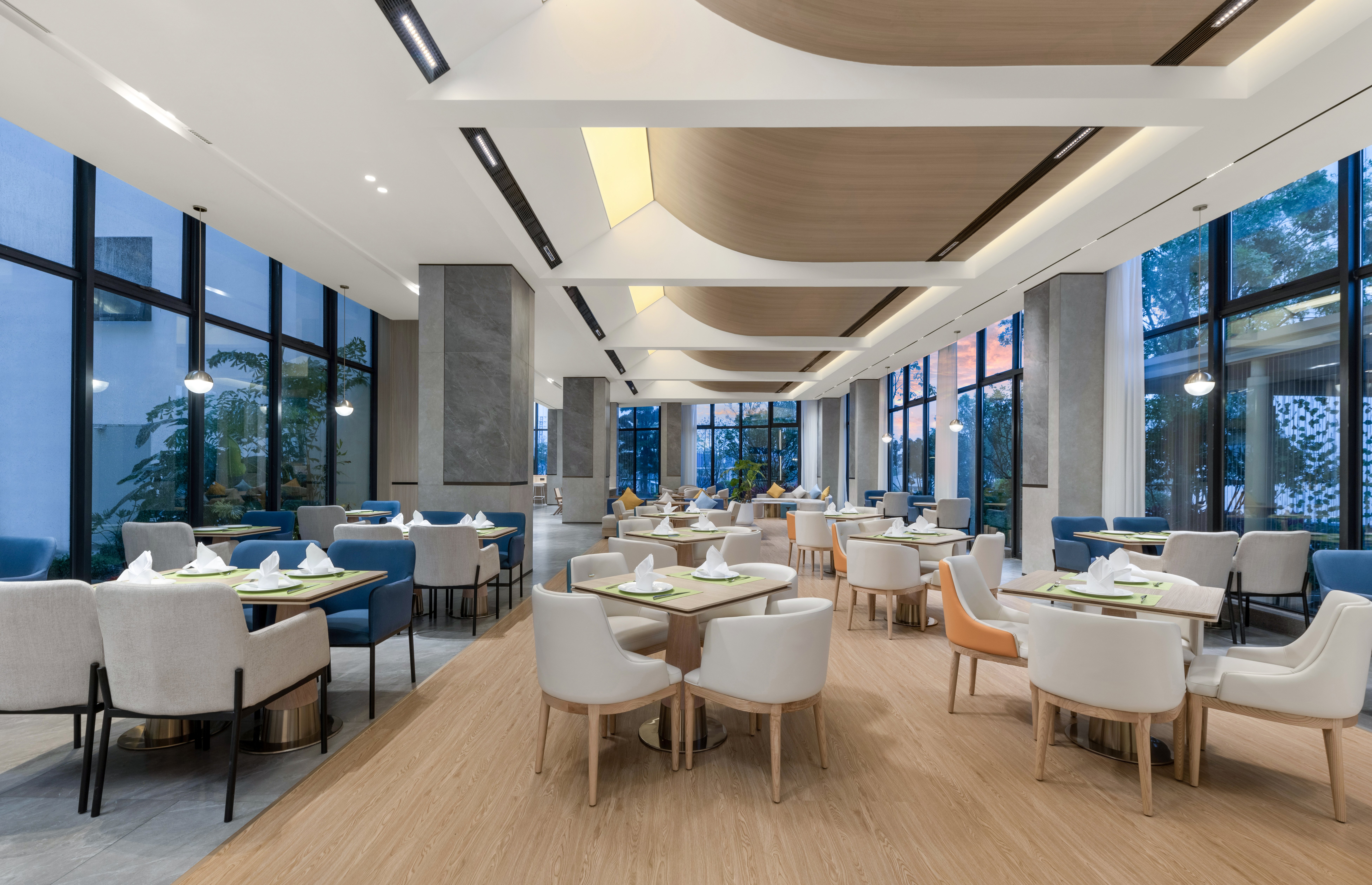 holiday inn express jiangmen yinhu bay an ihg hotel