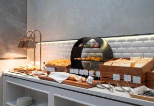 holiday inn express jiangmen yinhu bay an ihg hotel