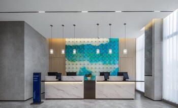 holiday inn express jiangmen yinhu bay an ihg hotel