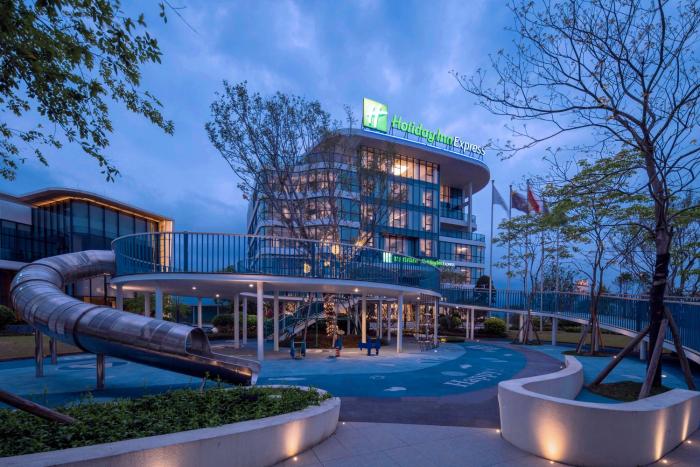 holiday inn express jiangmen yinhu bay an ihg hotel