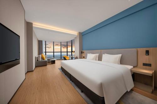 holiday inn express jiangmen yinhu bay an ihg hotel