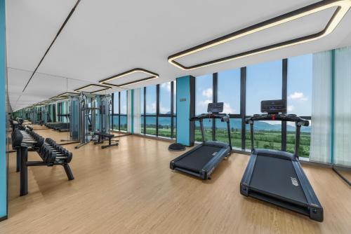 holiday inn express jiangmen yinhu bay an ihg hotel