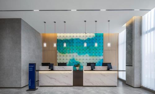 holiday inn express jiangmen yinhu bay an ihg hotel