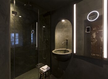 townhouse weisses kreuz