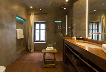 townhouse weisses kreuz