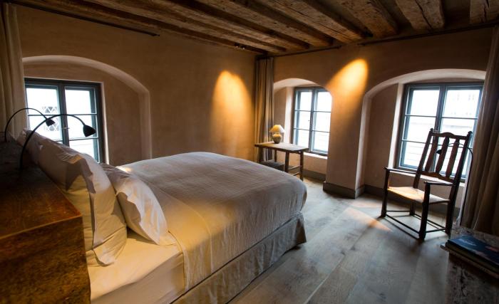 townhouse weisses kreuz