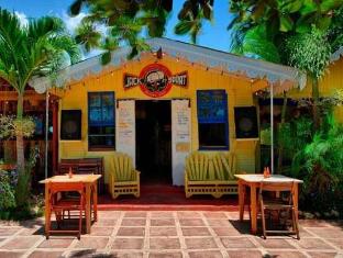 Jakes,Near Calabash Bay,3 star