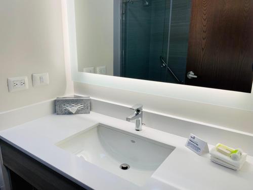holiday inn express guadalajara vallarta poniente an ihg hotel