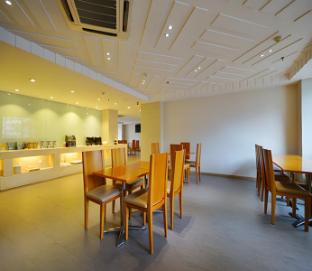 ji hotel harbin zhongyang street youyi road