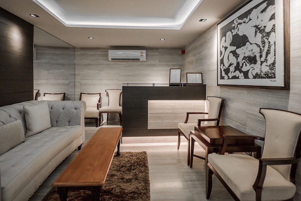 voque hotel and serviced residence sukhumvit 51