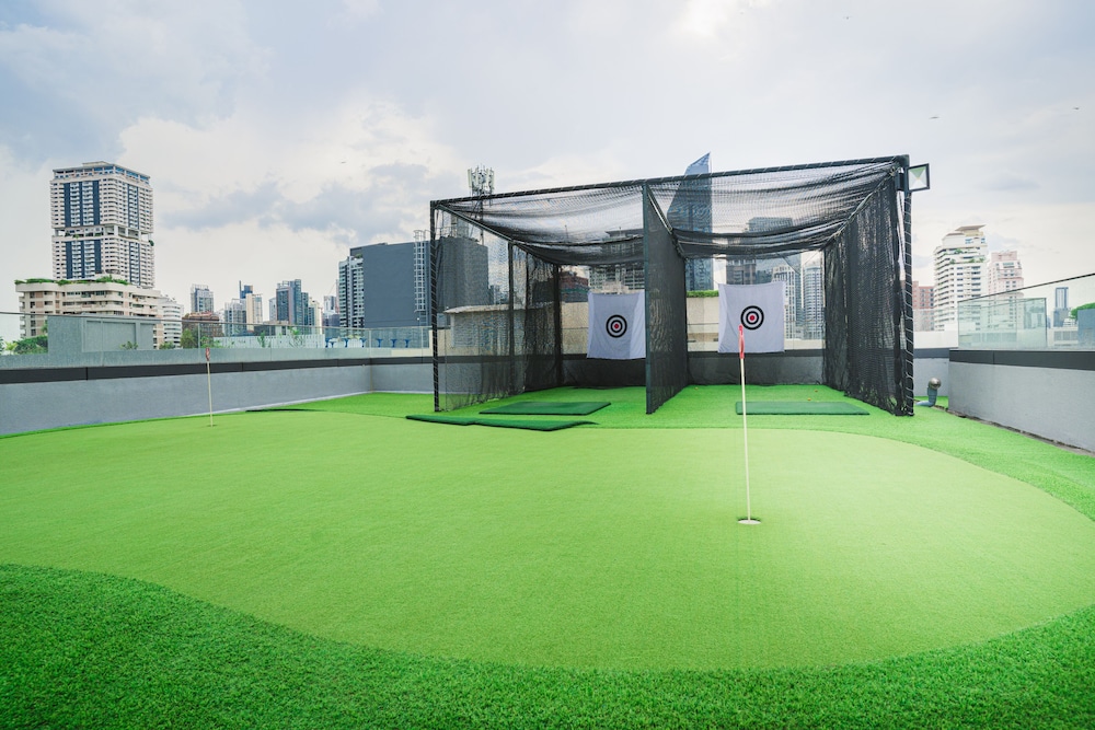 voque hotel and serviced residence sukhumvit 51