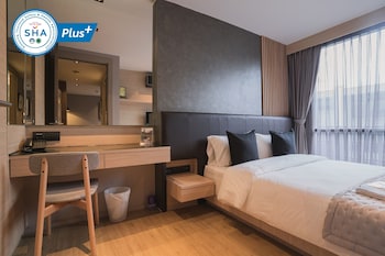voque hotel and serviced residence sukhumvit 51