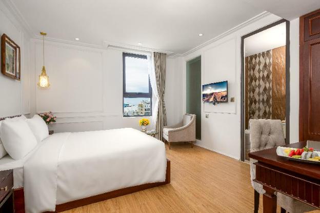 menora grand da nang