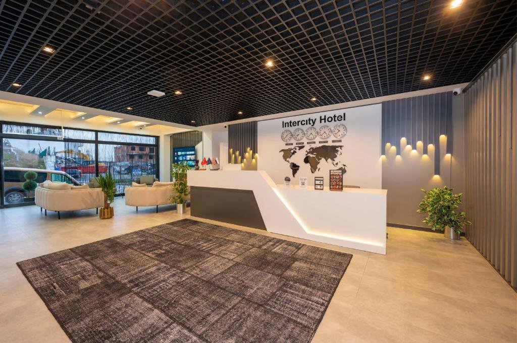 intercity airport hotel