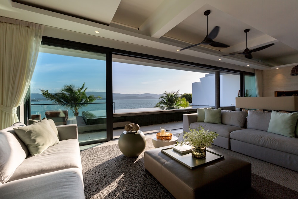 kerem luxury beachfront villas