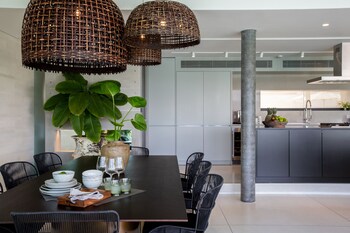 kerem luxury beachfront villas