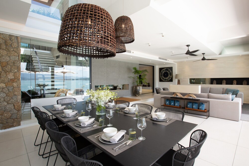 kerem luxury beachfront villas