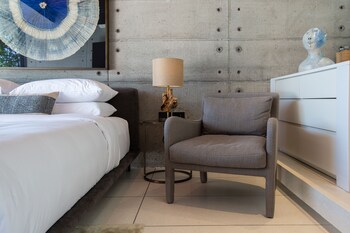 kerem luxury beachfront villas