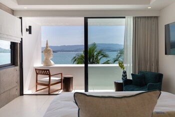 kerem luxury beachfront villas